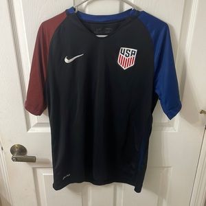 USA Nike soccer Jersey men’s large